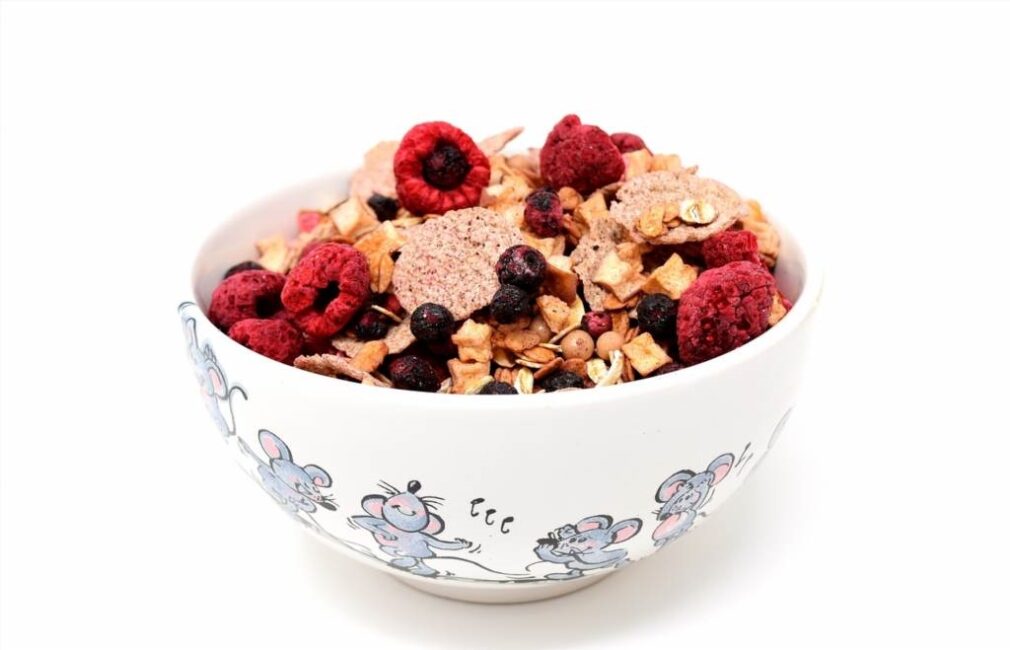 Owsianka na słono z avocado